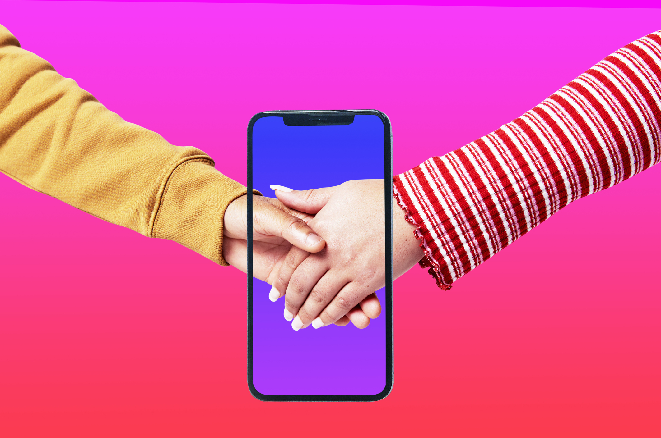 couple-holding-hands-on-smartphone